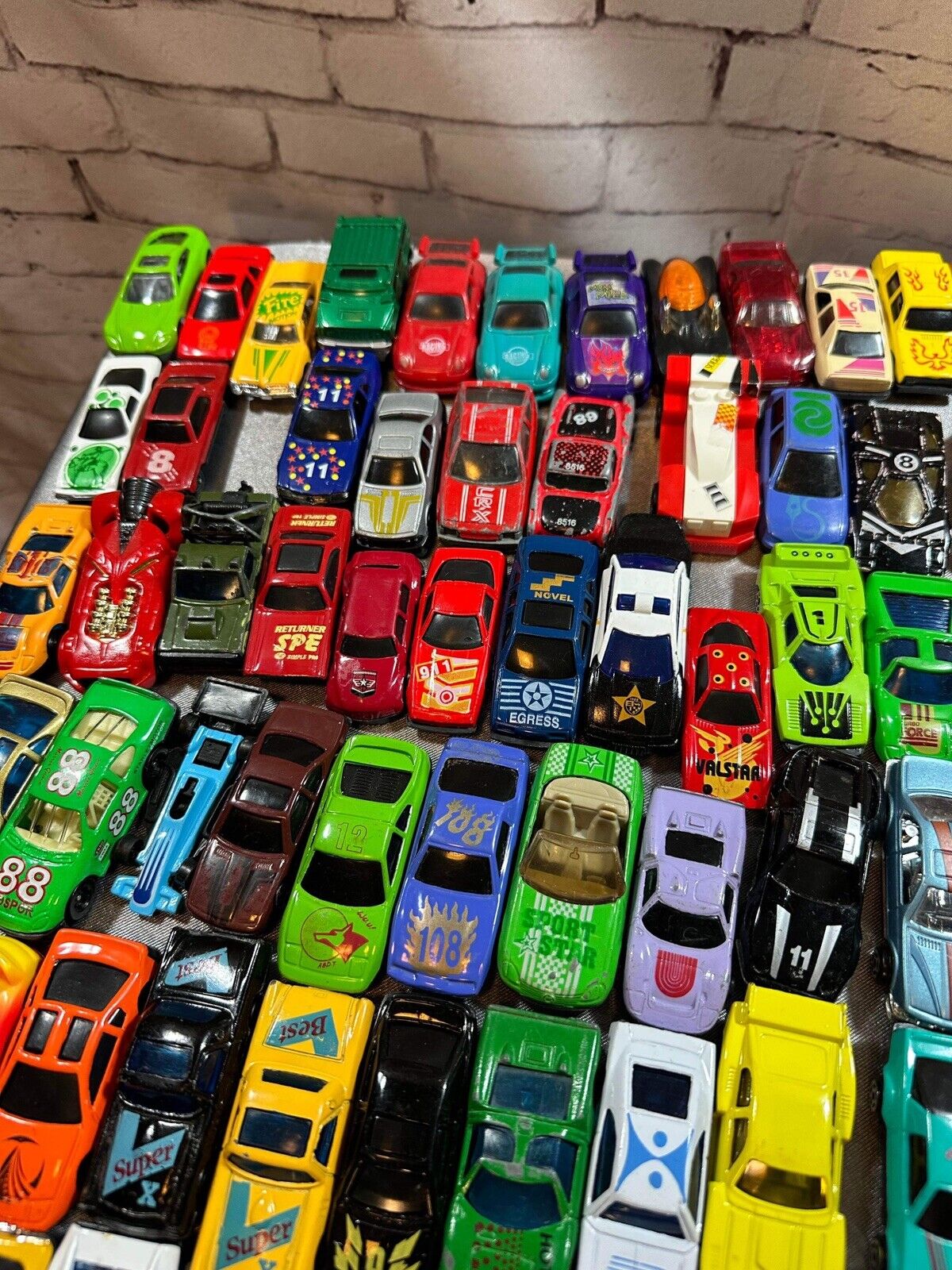 Lot Of 119 Vintage Play Cars - Various Brands 1960s, 1970s, 1980s, 1990s VTY
