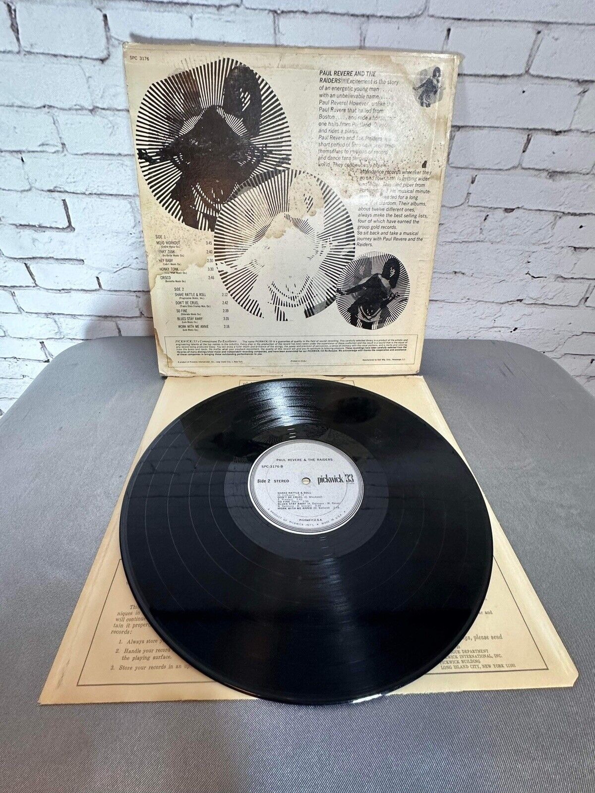PAUL REVERE & THE RAIDERS LP Vinyl Record - Pickwick/33 SPC 3176