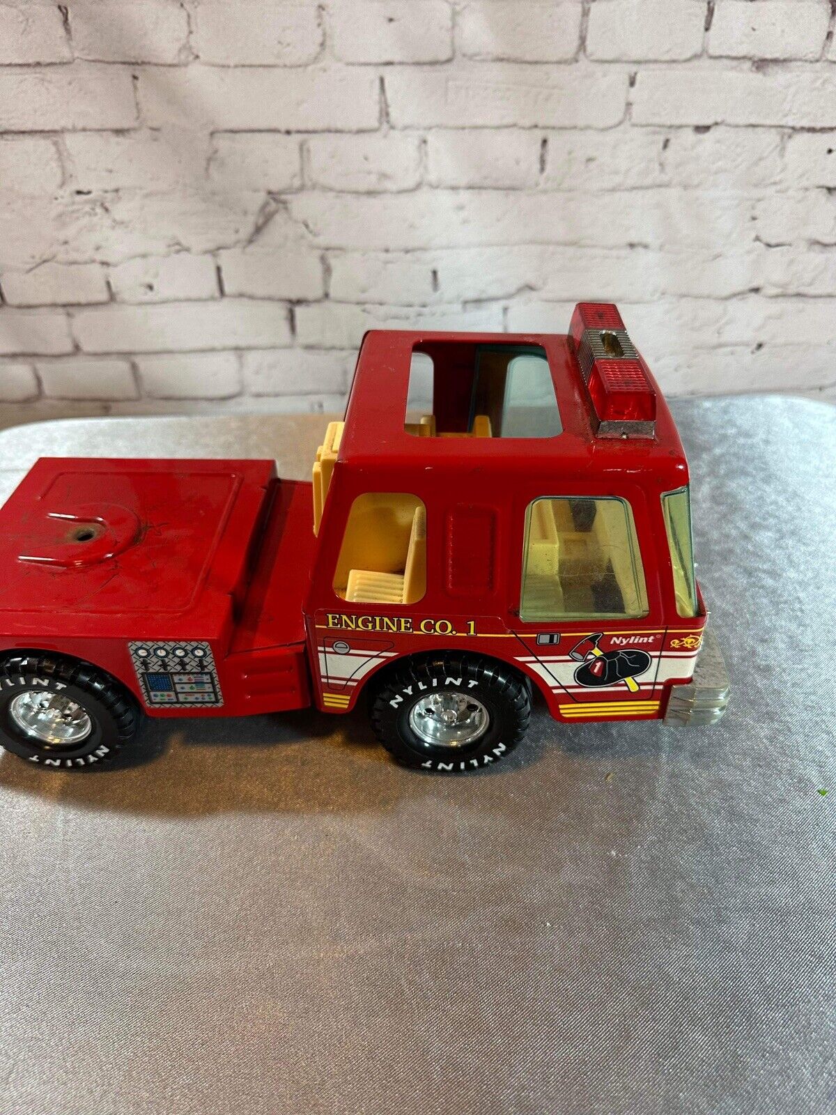 VNT Nylint Metal Muscle No. 5 Fire Engine Truck CAB ONLY. NO TRAILER 1980'S VTY