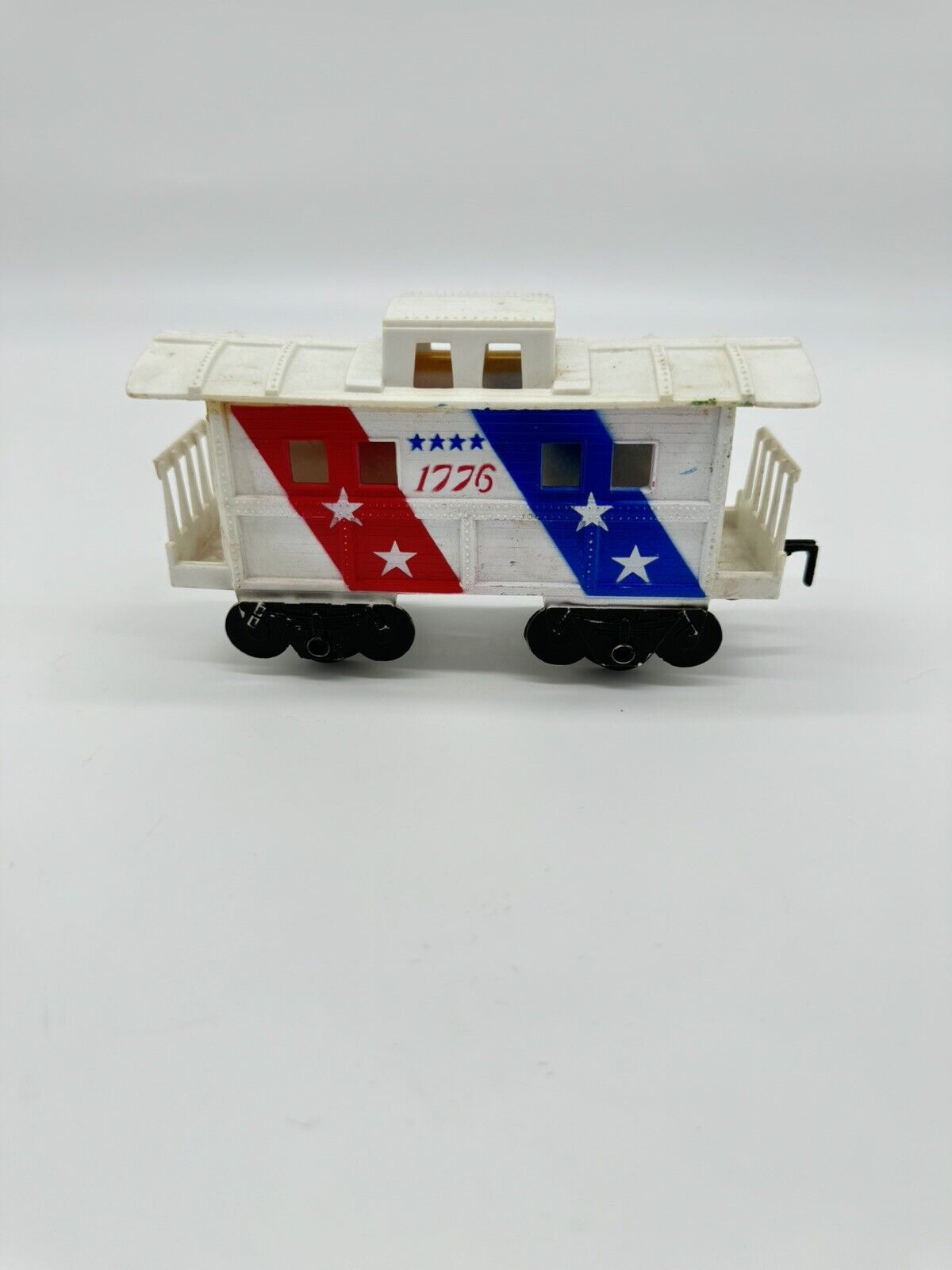 0-6-0 No. 1776 BICENTENNIAL Wind-Up STEAM ENGINE LOCOMOTIVE & CAR 1970s