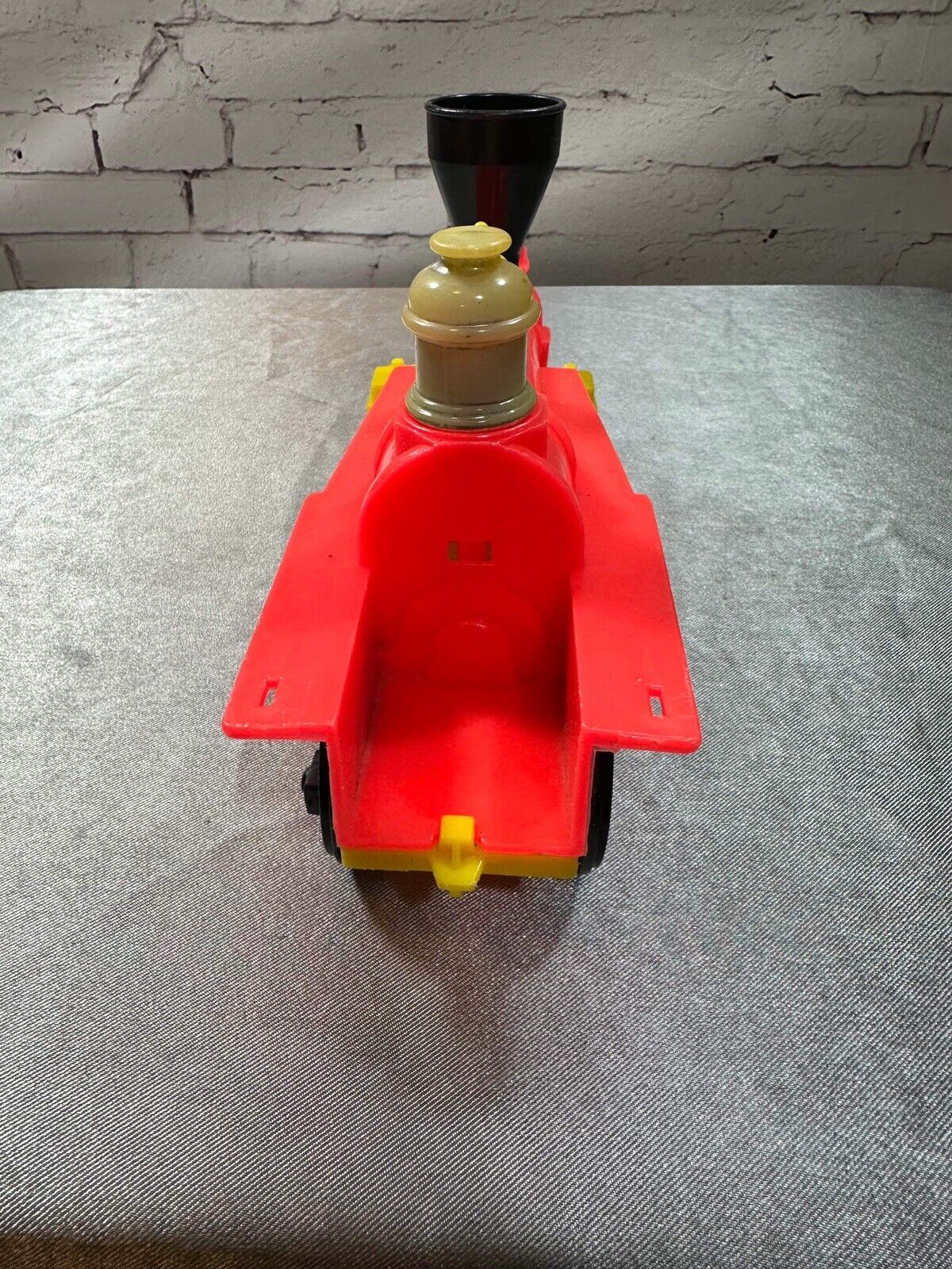 Vintage Tim-Mee Toys 7676/81 Red & Yellow Plastic Steam Engine Train Toy VTY002