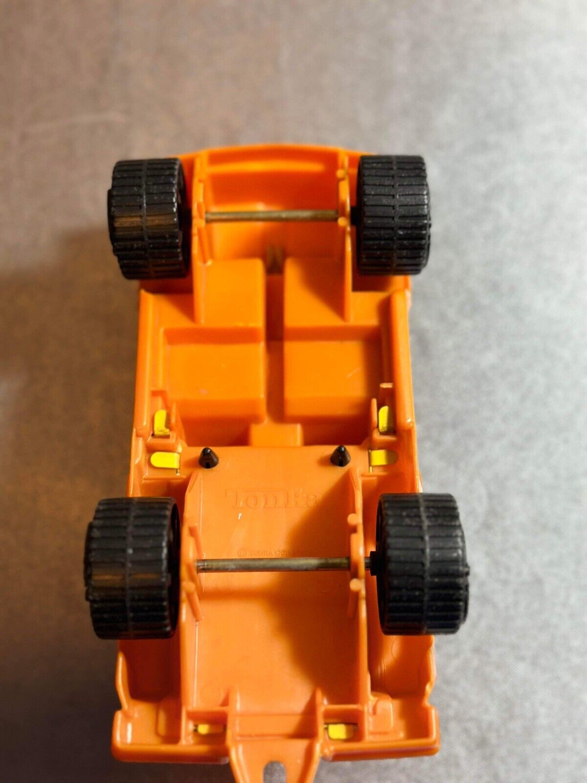 VTG Tonka Yellow Orange Side Step Pickup Truck Pressed Steel & Plastic 1979 VTY