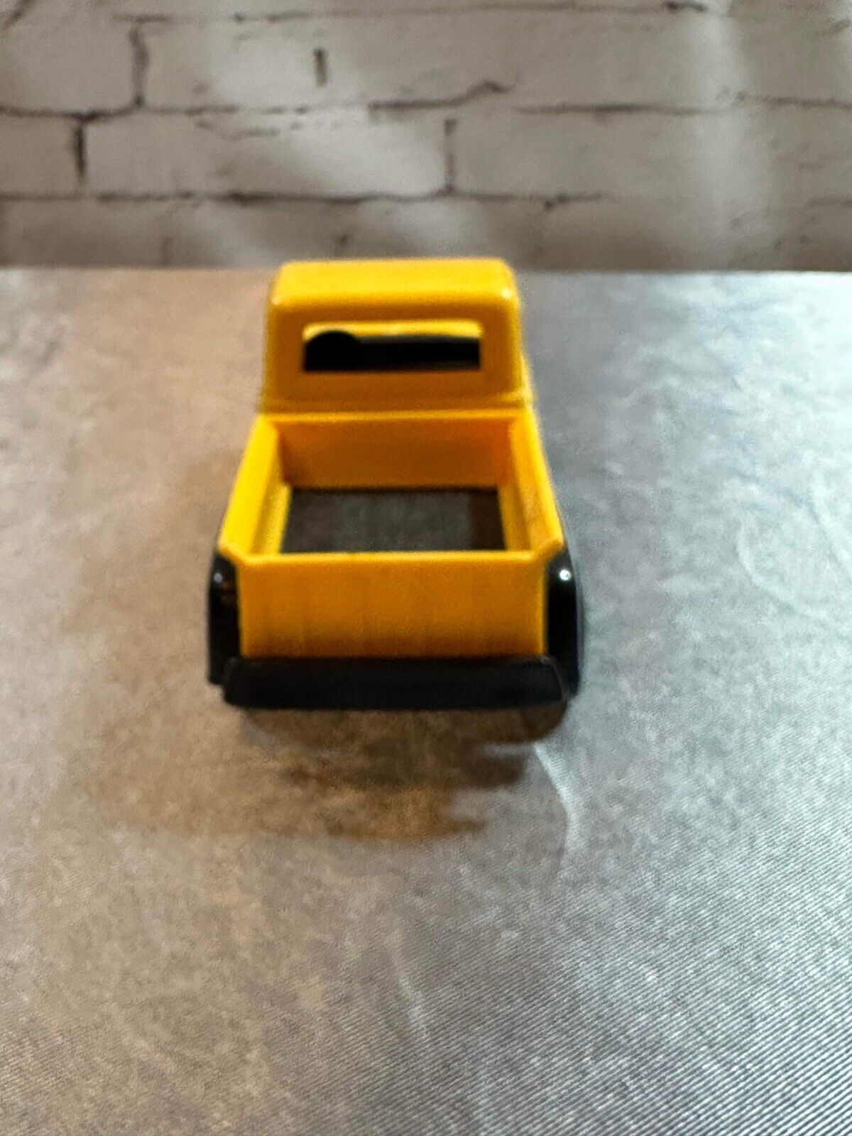 M2 Machines Ground Pounders 1956 Ford F-100 Pickup Truck Yellow Limited VTY