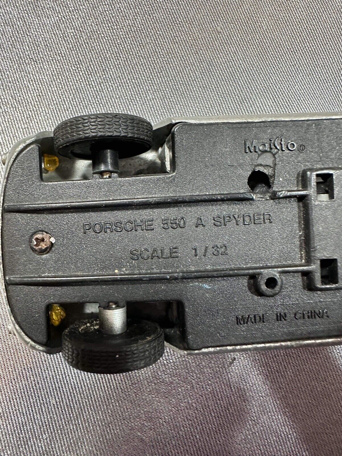 Maisto Porsche 550 A Spyder James Dean 1:32 Scale Model Sports Car D2 VTY 004