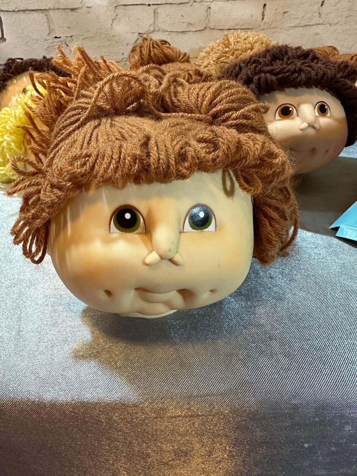 LOT of CABBAGE PATCH KID - BABY DOLL HEADS - 4.5 INCH VINTAGE 1984 VCTY
