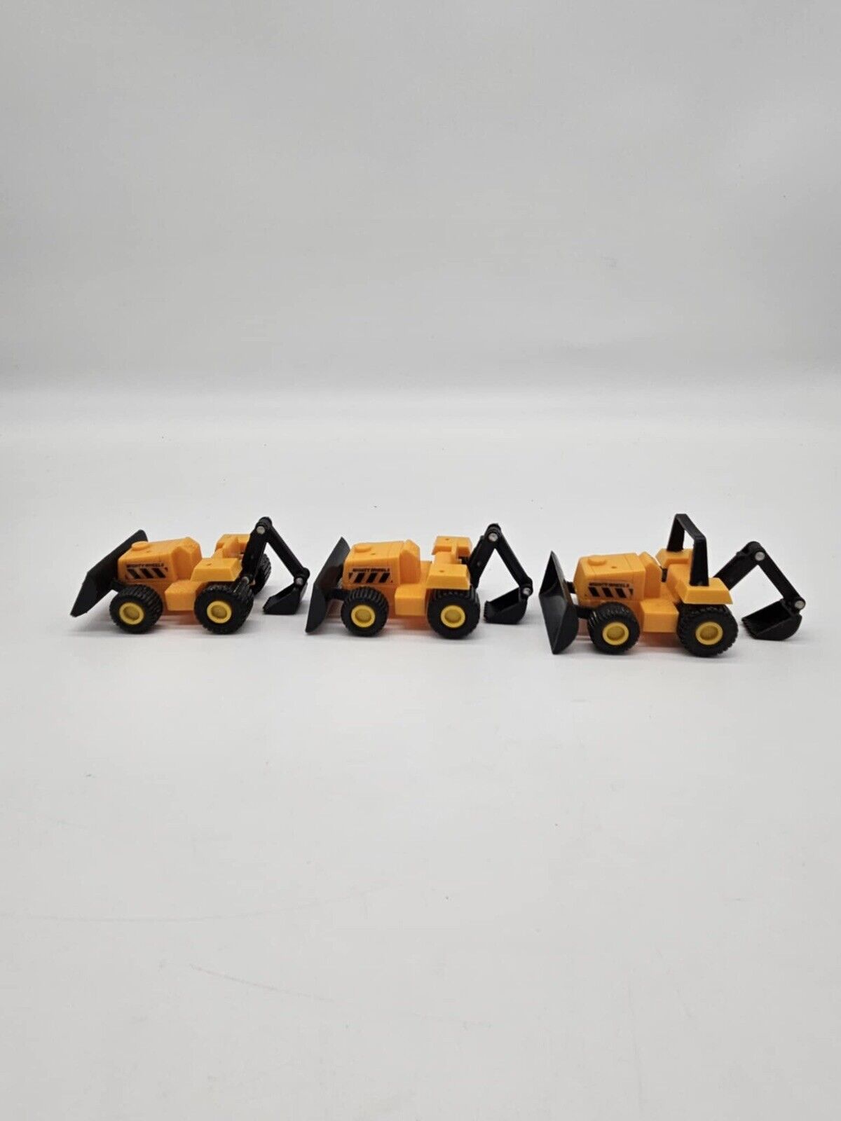 3 Soma Mighty Wheels Yellow Digger Bulldozer Front Loader Excavator  Plastic Toy