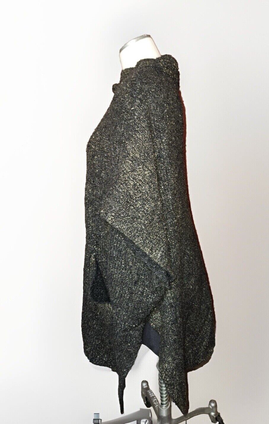 ALEMBIKA OVERSIZED THICK GRAY SWEATER PONCHO ~ Sz Small