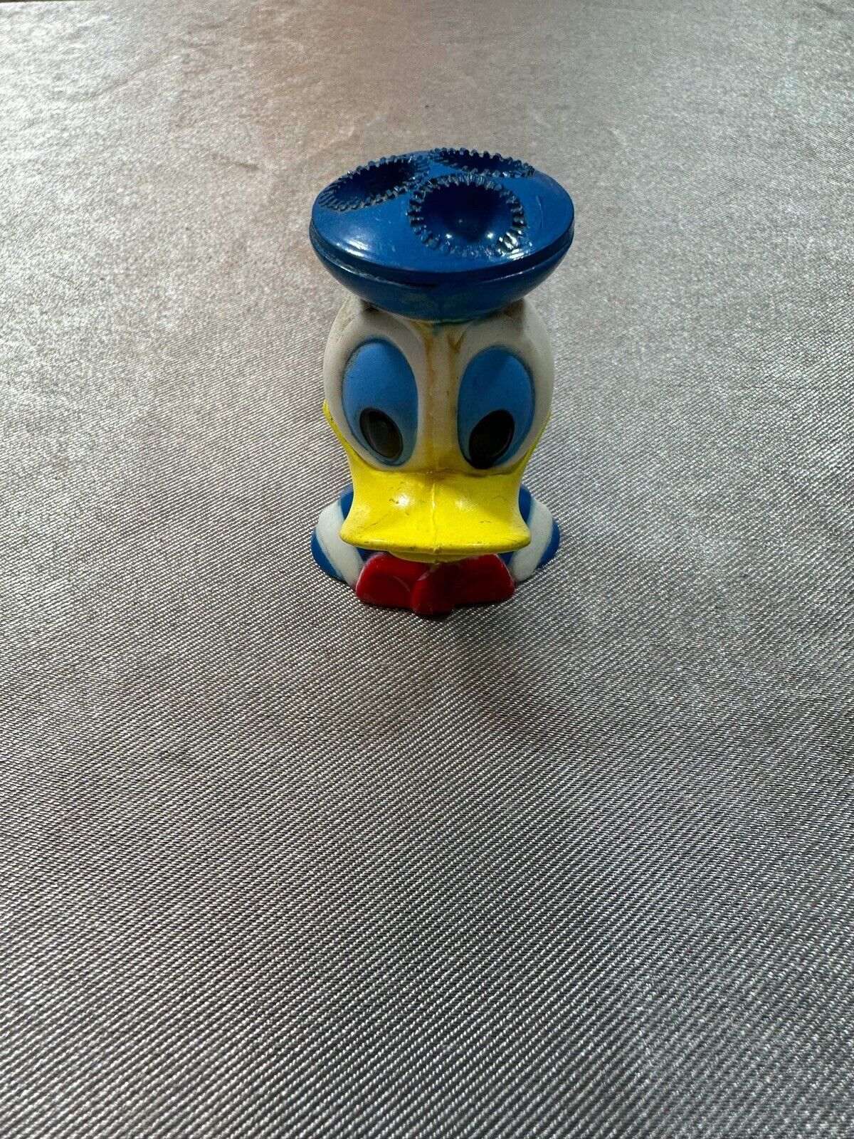 VINTAGE 1970s CHEMTOY WALT DISNEY DONALD DUCK BUBBLE PIPE TOY VTY 002