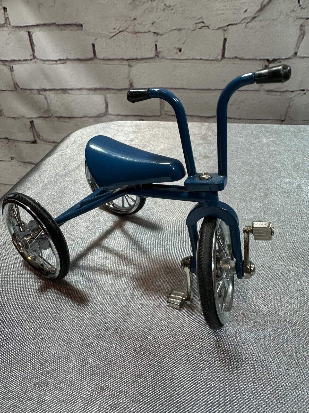 1/10 Tricycle Collectable