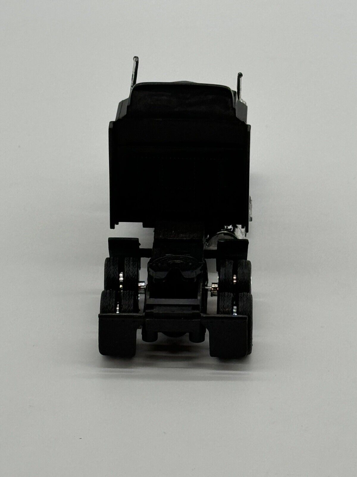 Vintage Kenworth Truck Semi Truck Black 1:32 Scale VTY