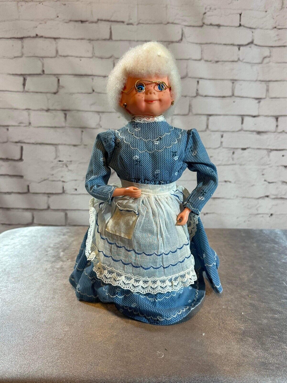 Vintage Granny Doll Hand Crafted SOAP DETERGENT BOTTLE Door Stop TNO QCC
