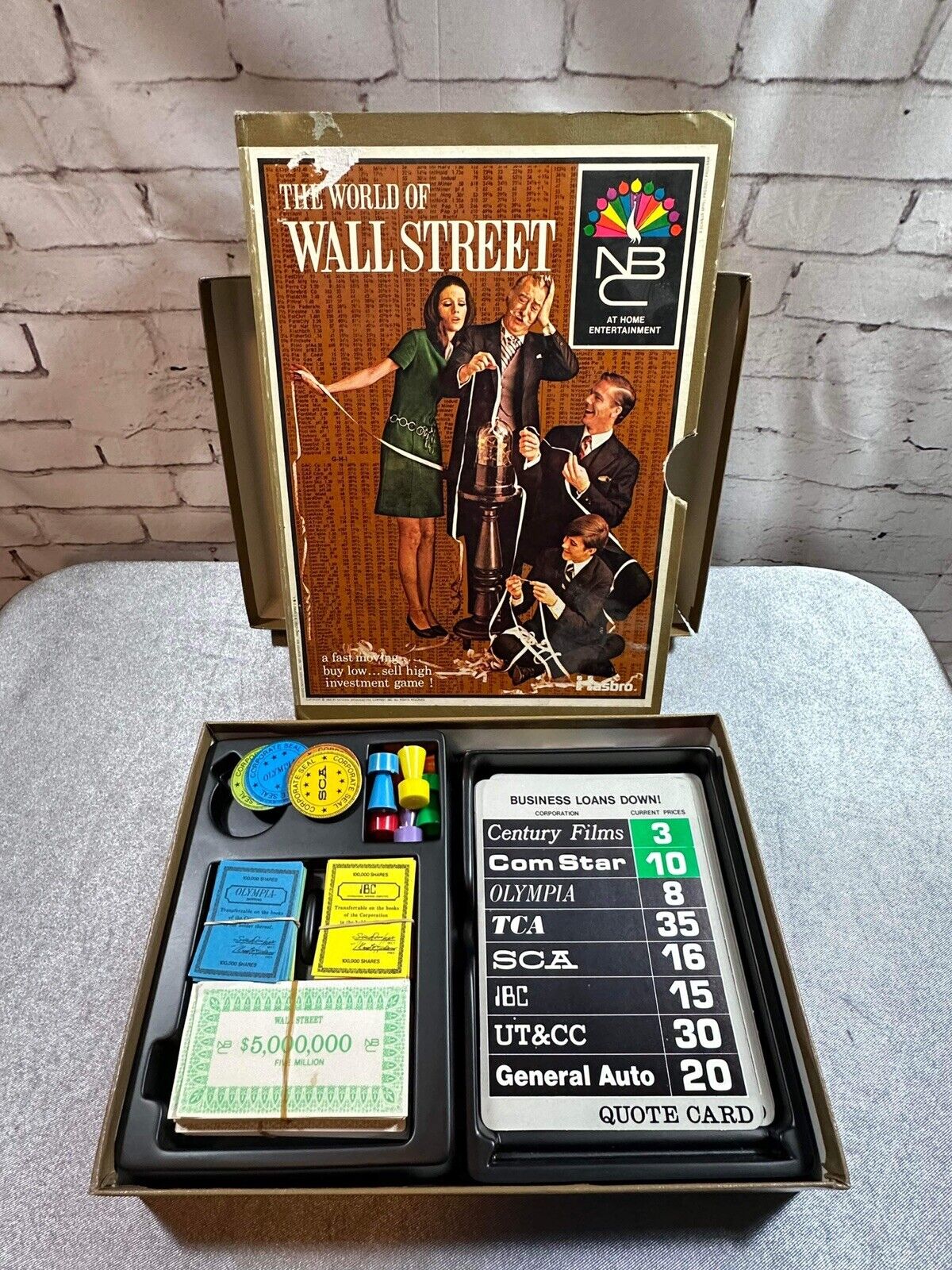 The World of Wall Street Game Hasbro 1969 NBC NEW Bookshelf Game VGM