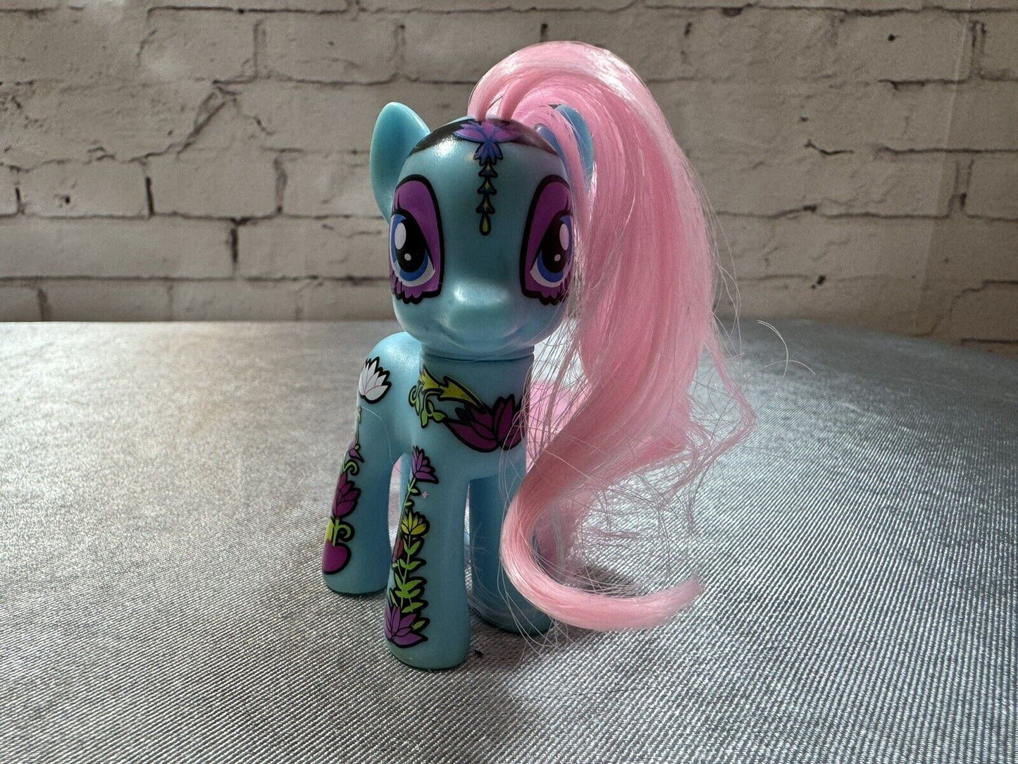 My Little Pony G4 brushable Lotus Blossom Ponymania 2015 TRU Exclusive VCTY