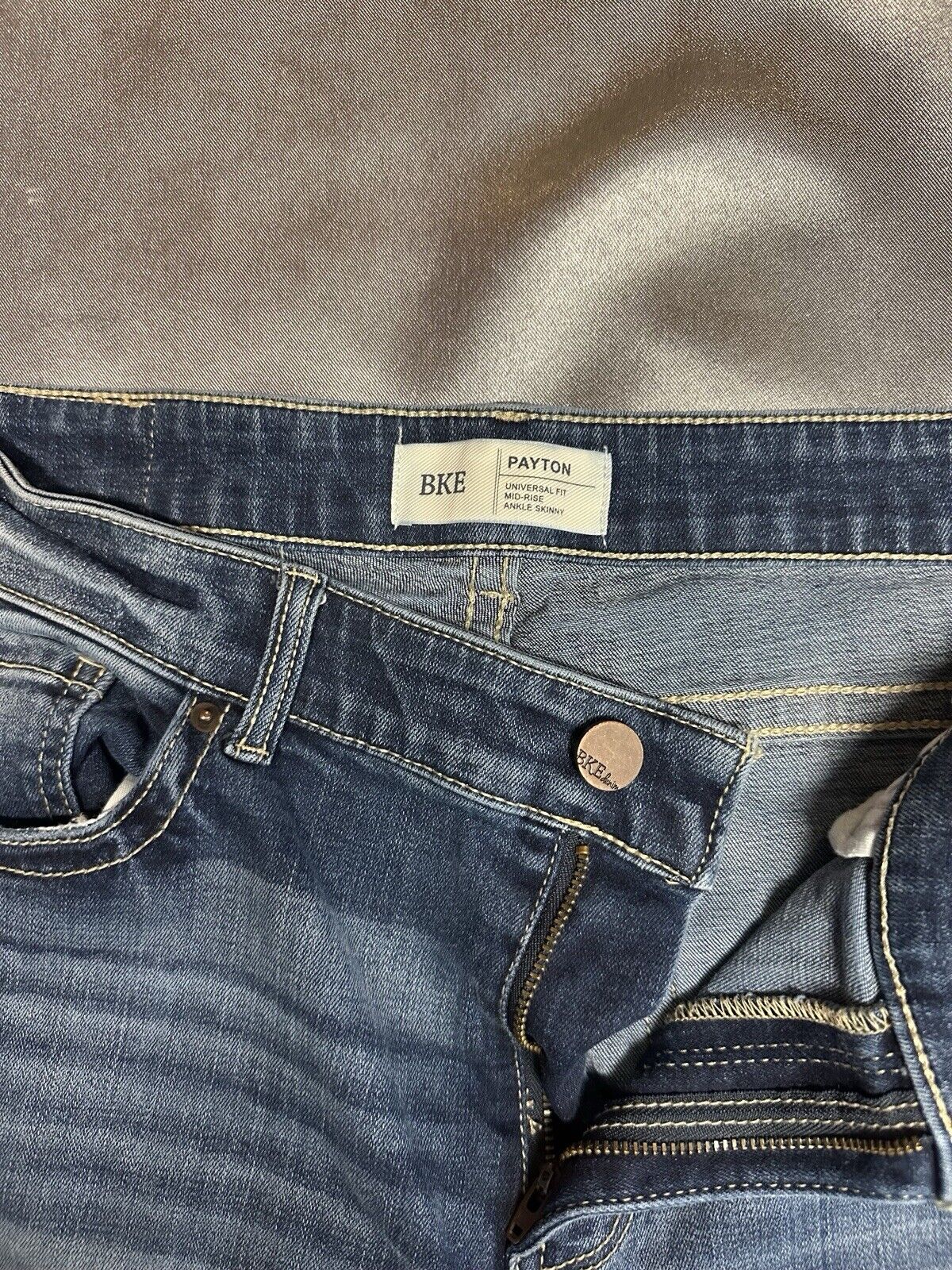 BKE Womens Jeans Sz 32 Payton Ankle Skinny Distressed WCLTH 001