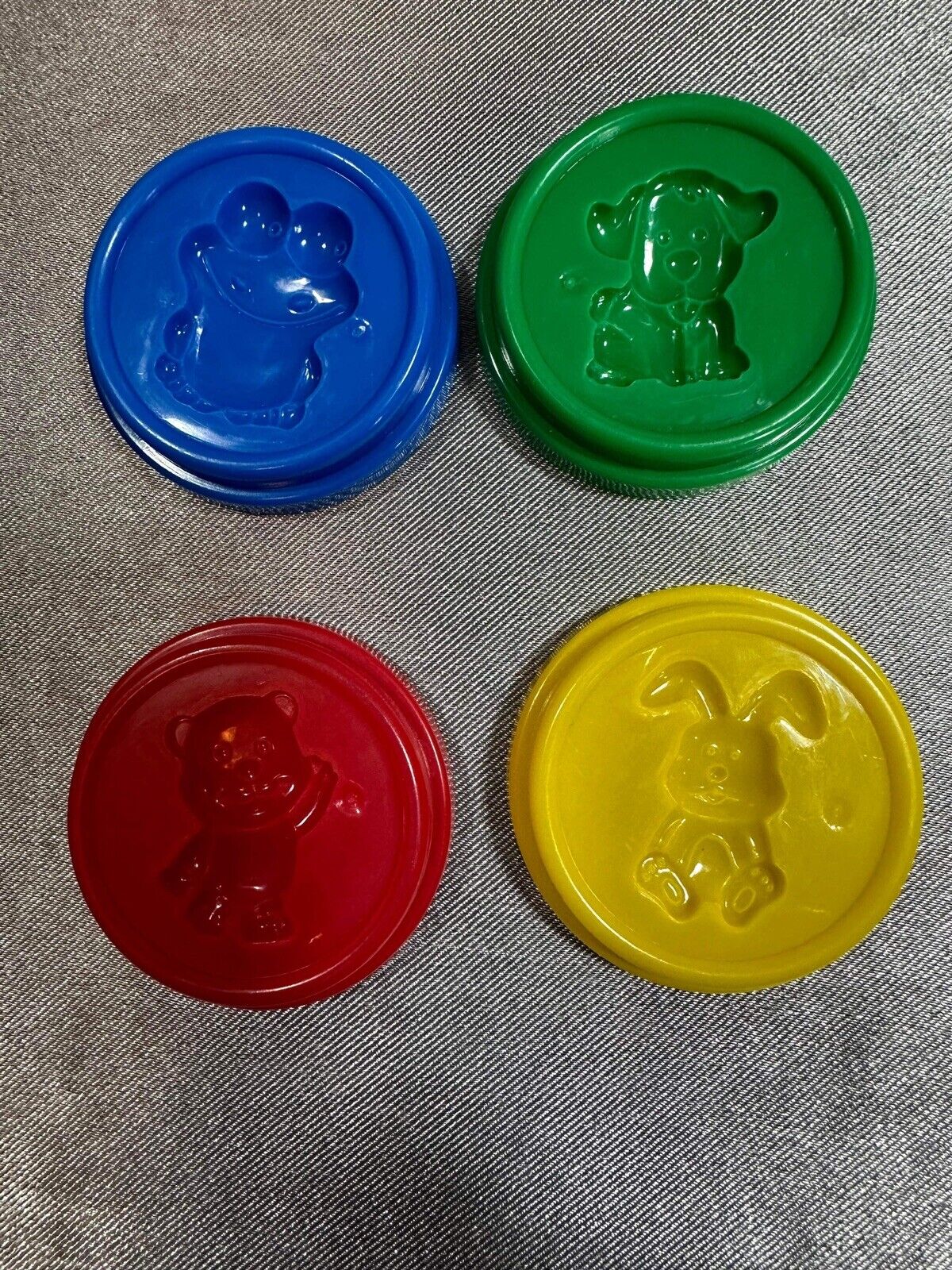 Melissa & Doug Modeling Dough Kit Shape Model and Mold Play Toy VTY
