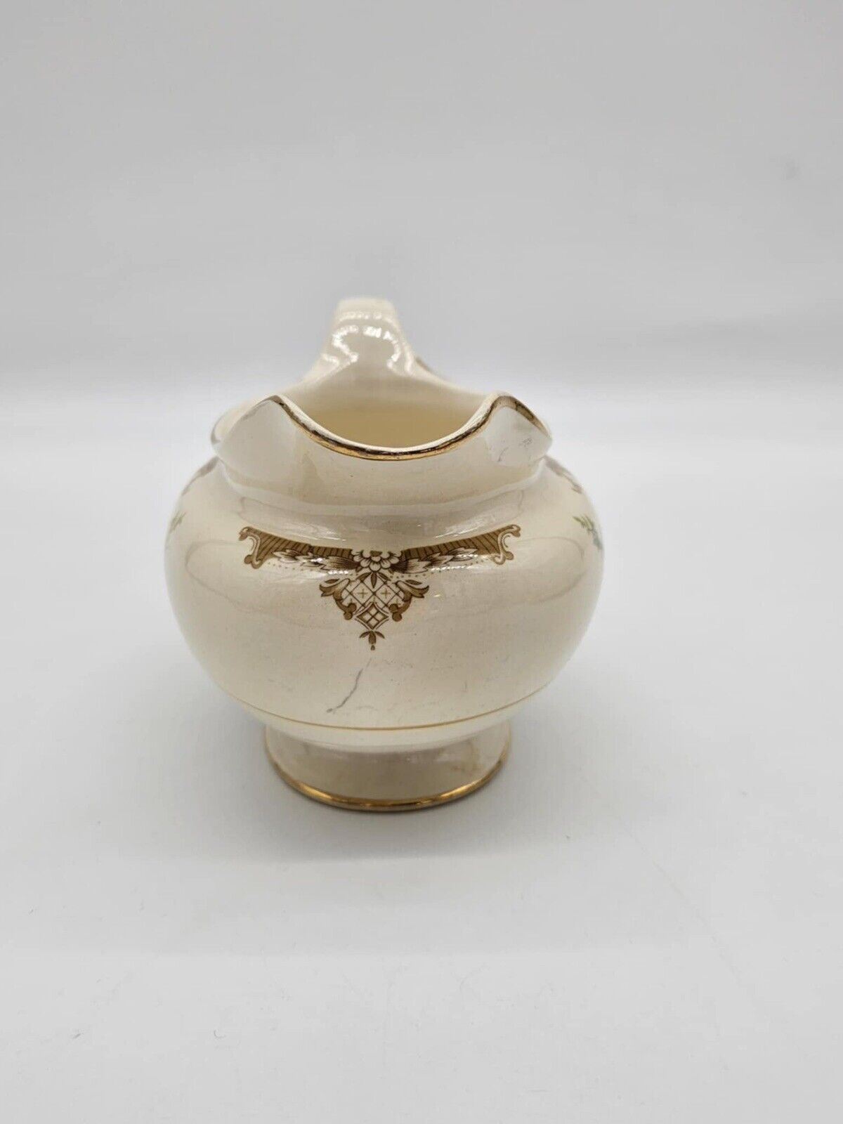 Vintage Homer Laughlin Eggshell Nautilus Aristocrat Gravy Boat (1940s).