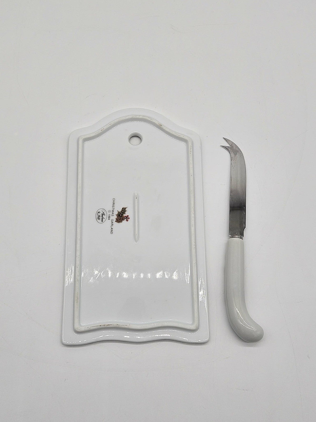 vintage porcelain ceramic cheese board gift tag shape holiday/christmas /box nib