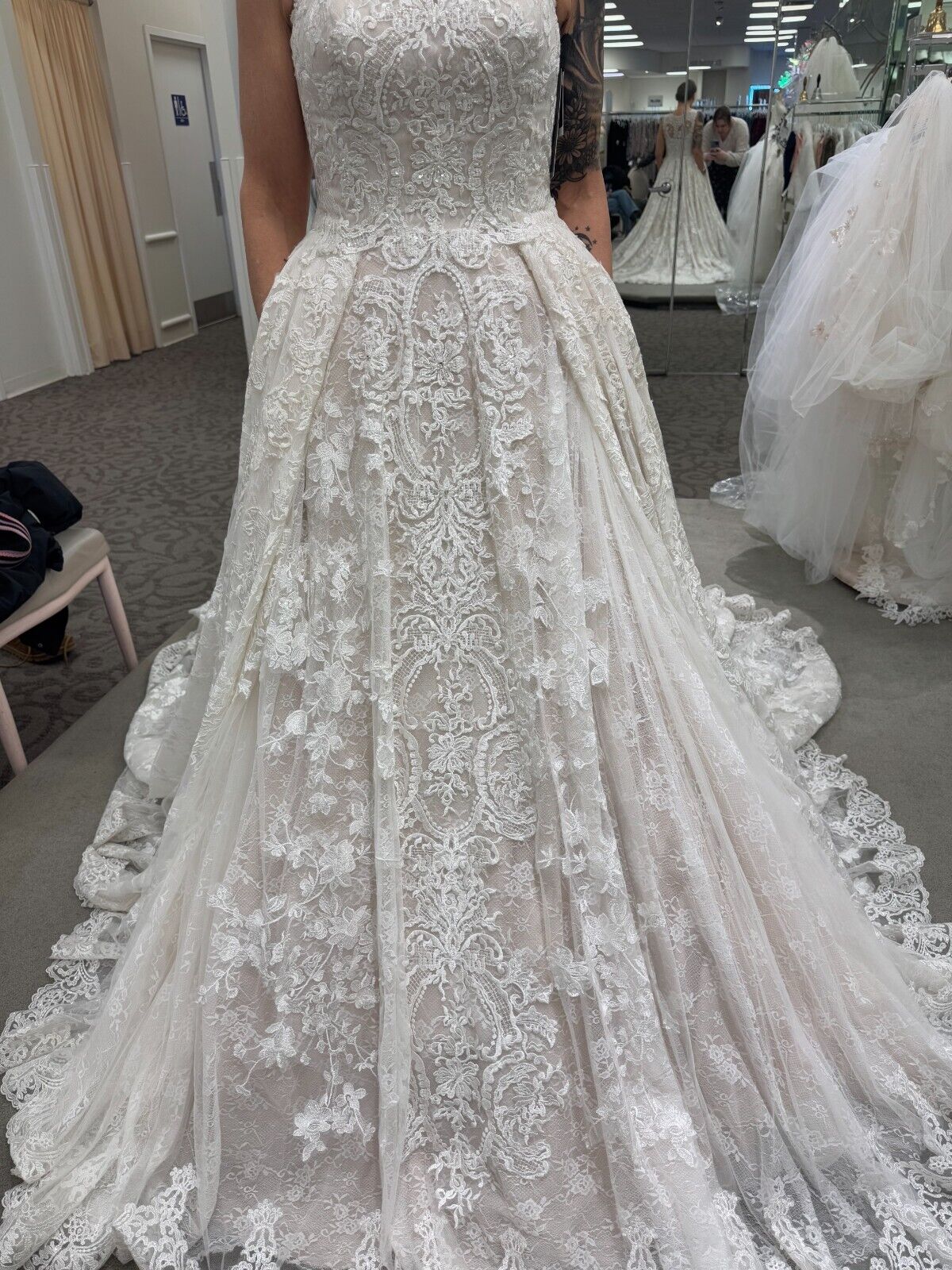 ✨ NEW✨ Size 12 GORGEOUS OLEG CASSINI wedding dress with POCKETS!!
