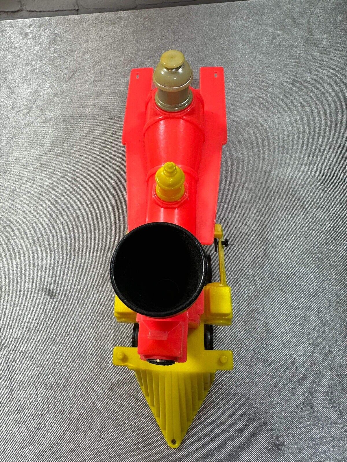 Vintage Tim-Mee Toys 7676/81 Red & Yellow Plastic Steam Engine Train Toy VTY002