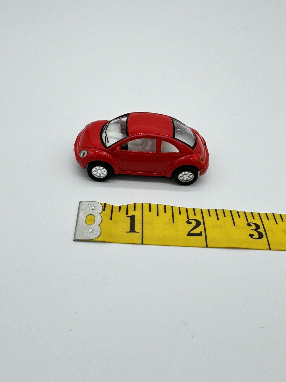 Kinsmart Volkswagen New Beetle 1:32 1/32 Diecast Car Pull Back Red New