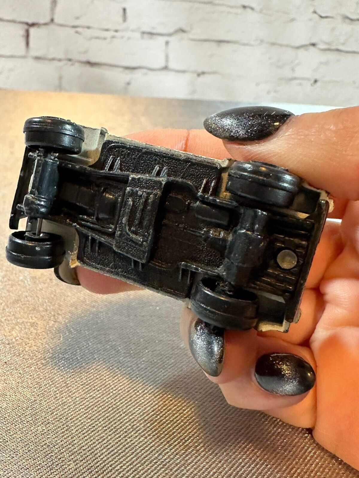 Vintage Ertl Daisy Duke’s Toy Jeep - Dukes Of Hazzard VTY