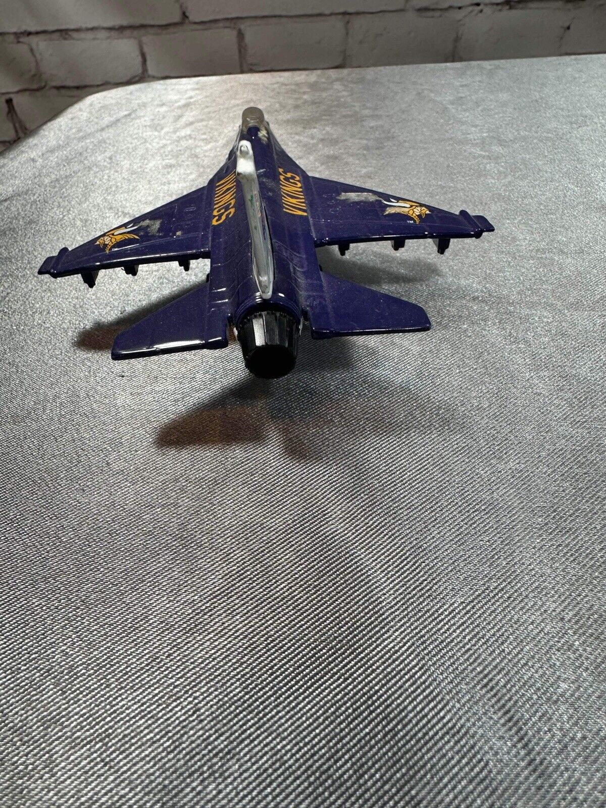 NFL Minnesota Vikings Diecast Goal Line Classics FIGHTING JET (1999 Issue)