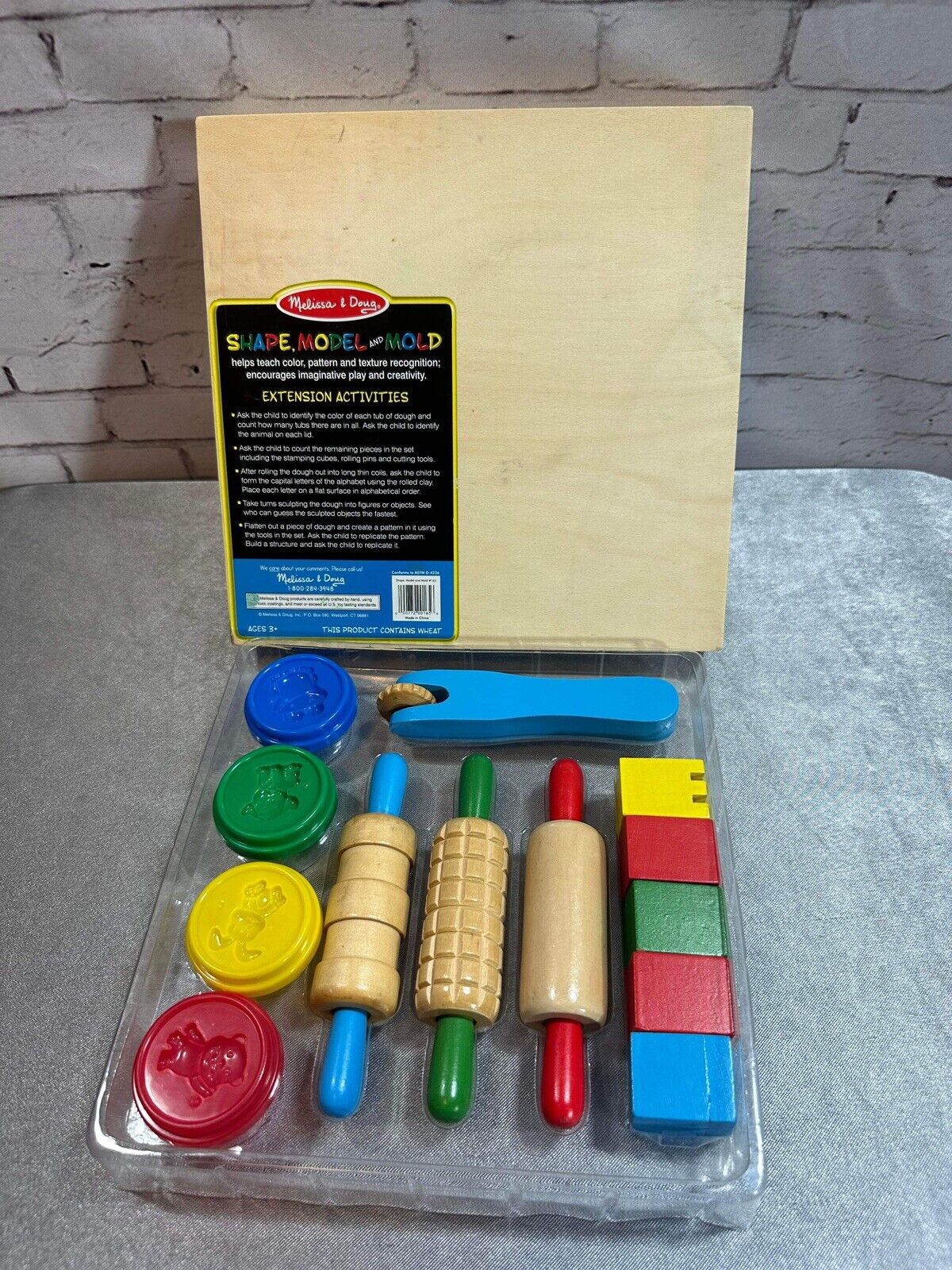 Melissa & Doug Modeling Dough Kit Shape Model and Mold Play Toy VTY
