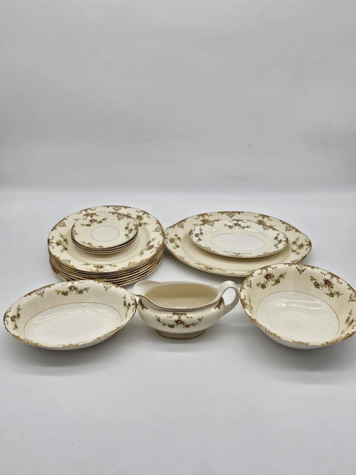 17 Piece Set of Antique Eggshell Nautilus China USA F 44 N 5.