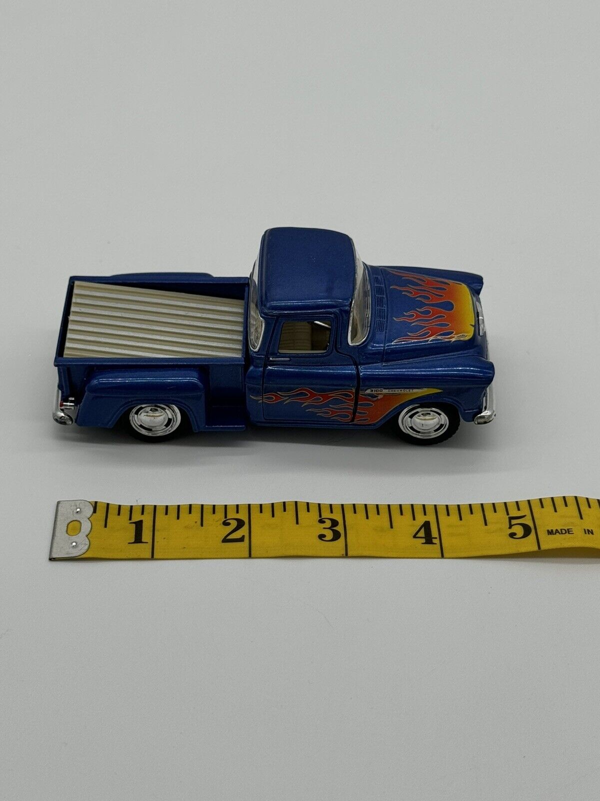 1955 Blue Chevrolet Stepside Pickup Ute w/ Flames 1:32 Scale Die-Cast Model 006
