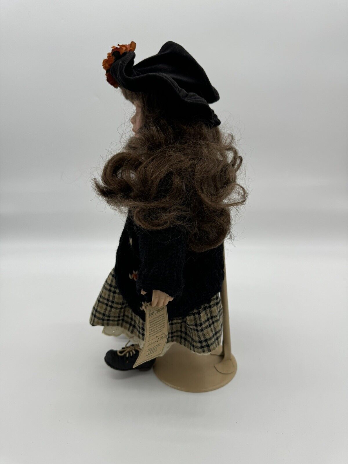 #331/1200 LIMITED EDITION Porcelain Doll “KAYLA” by BOYDS-Yesterdays Child Col