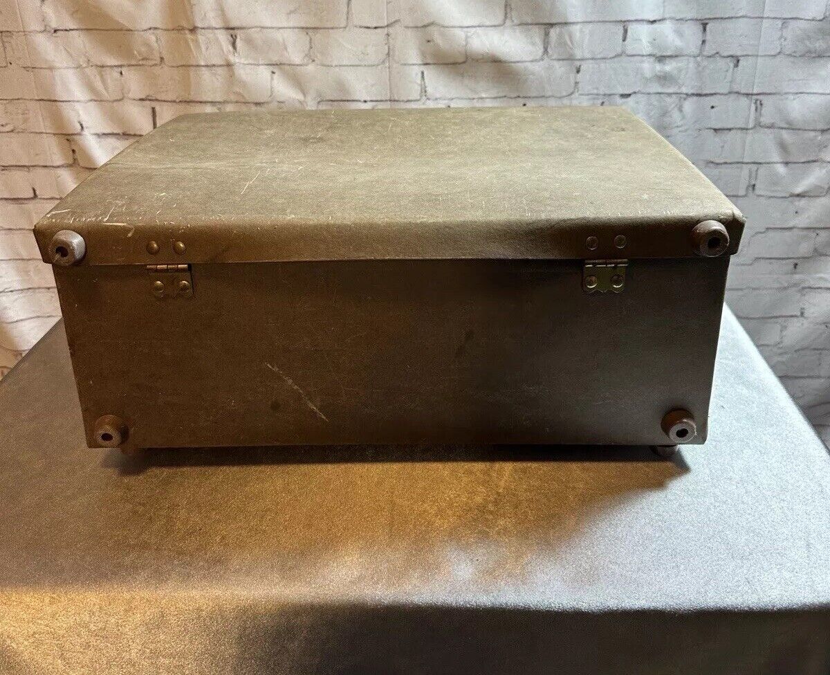 Vintage antique luggage trunk carry case TNO VHD