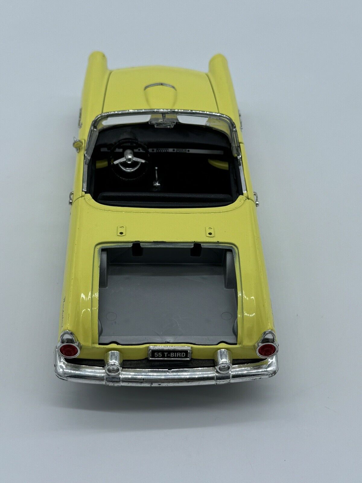 1955 Ford Thunderbird Convertible Yellow 1:32 Diecast Car Model by Arko CTY 005