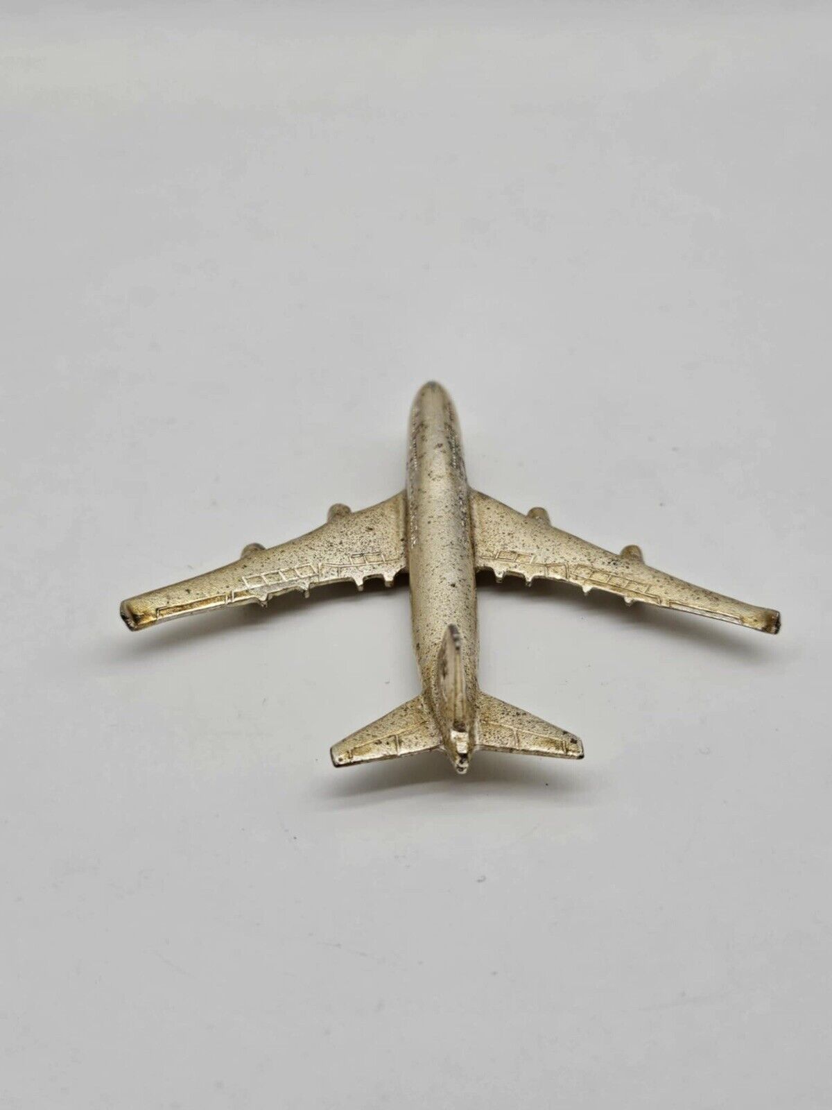 1/250 Scale Airplane Model - Vintage Golden Singapore Airlines Airbus A380-800