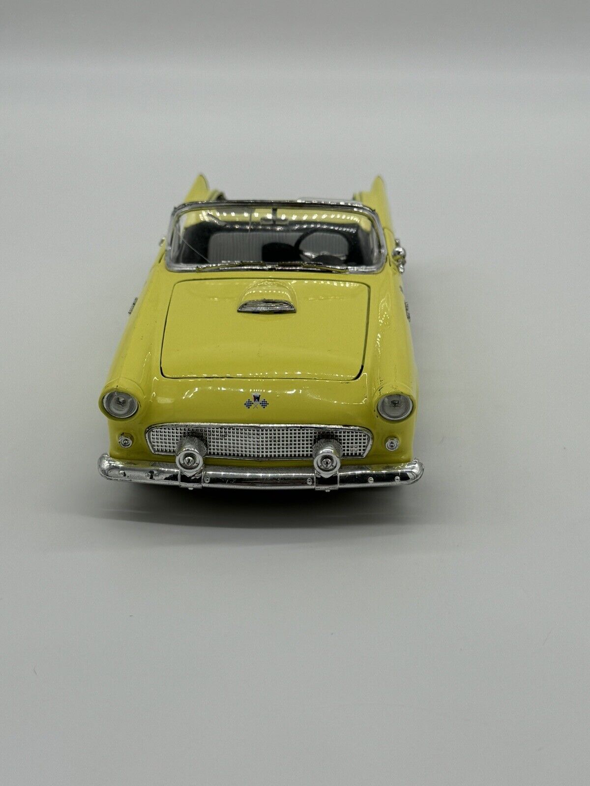 1955 Ford Thunderbird Convertible Yellow 1:32 Diecast Car Model by Arko CTY 005