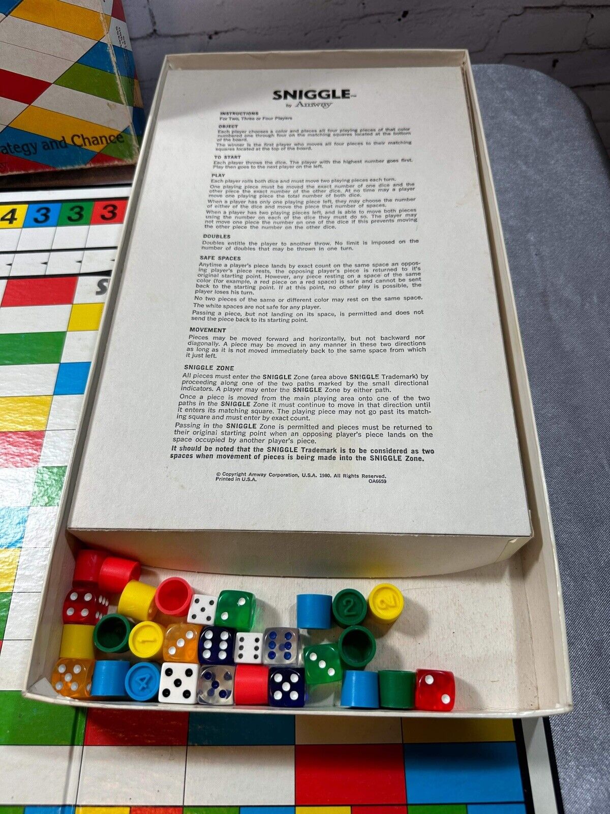 Vintage Sniggle Board Game by Amway - 1980 Edition - Complete Strategy VGM