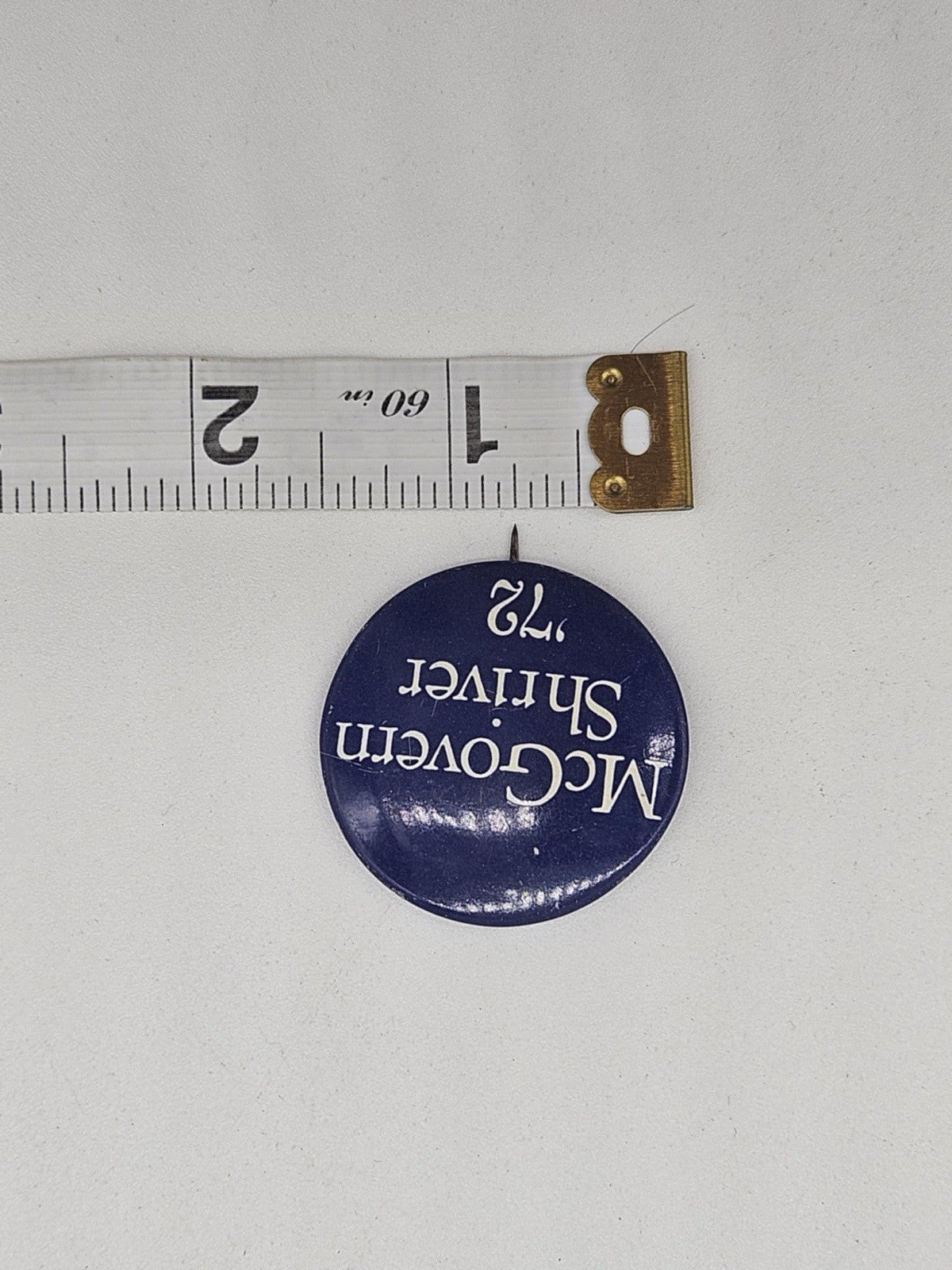 VINTAGE GEORGE MCGOVERN & SARGENT SHRIVER 1972 POLITICAL CAMPAIGN PINBACK BUTTON