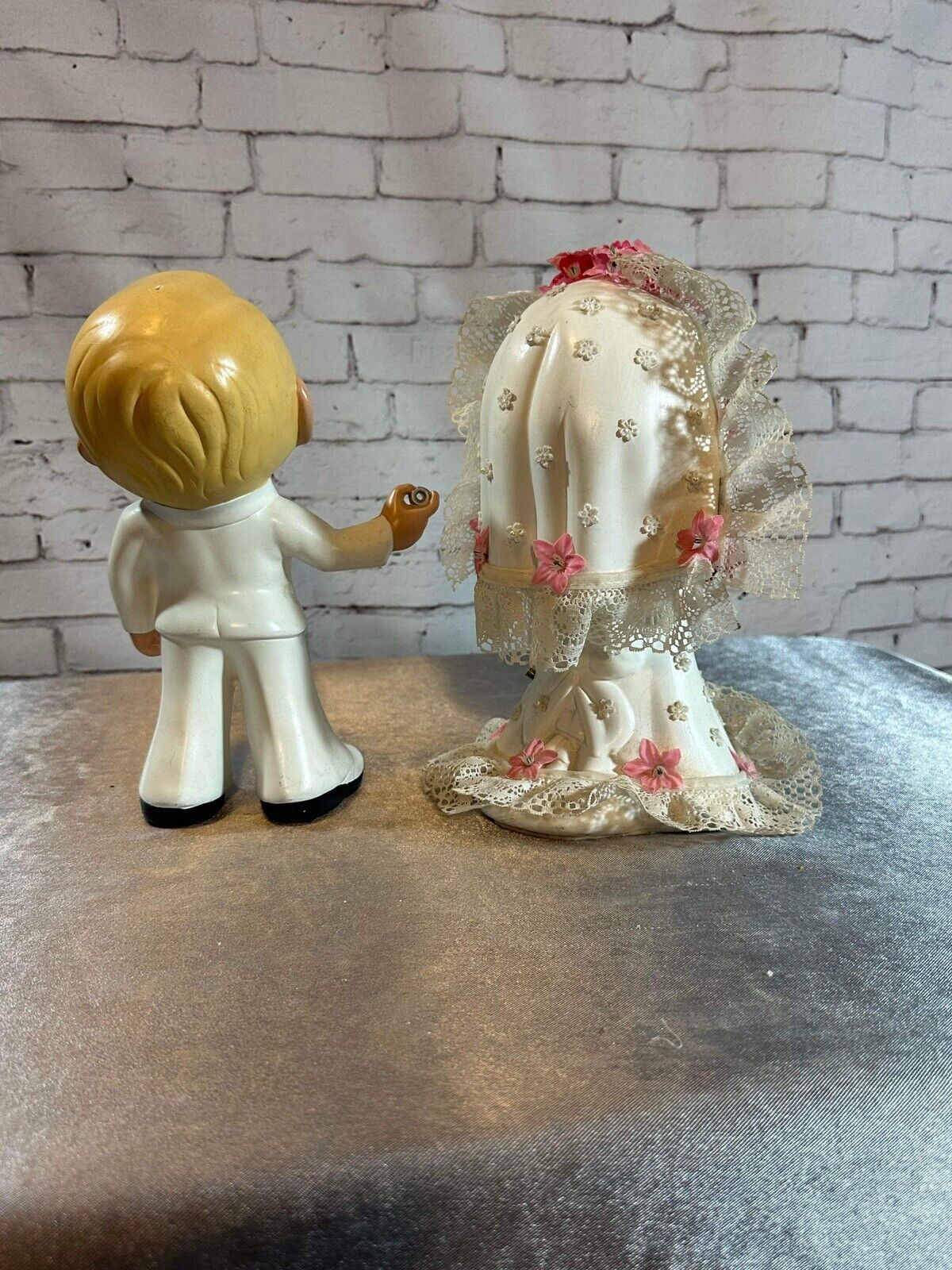 Atlantic Mold Vintage 9” Bride and Groom 1980s VFG