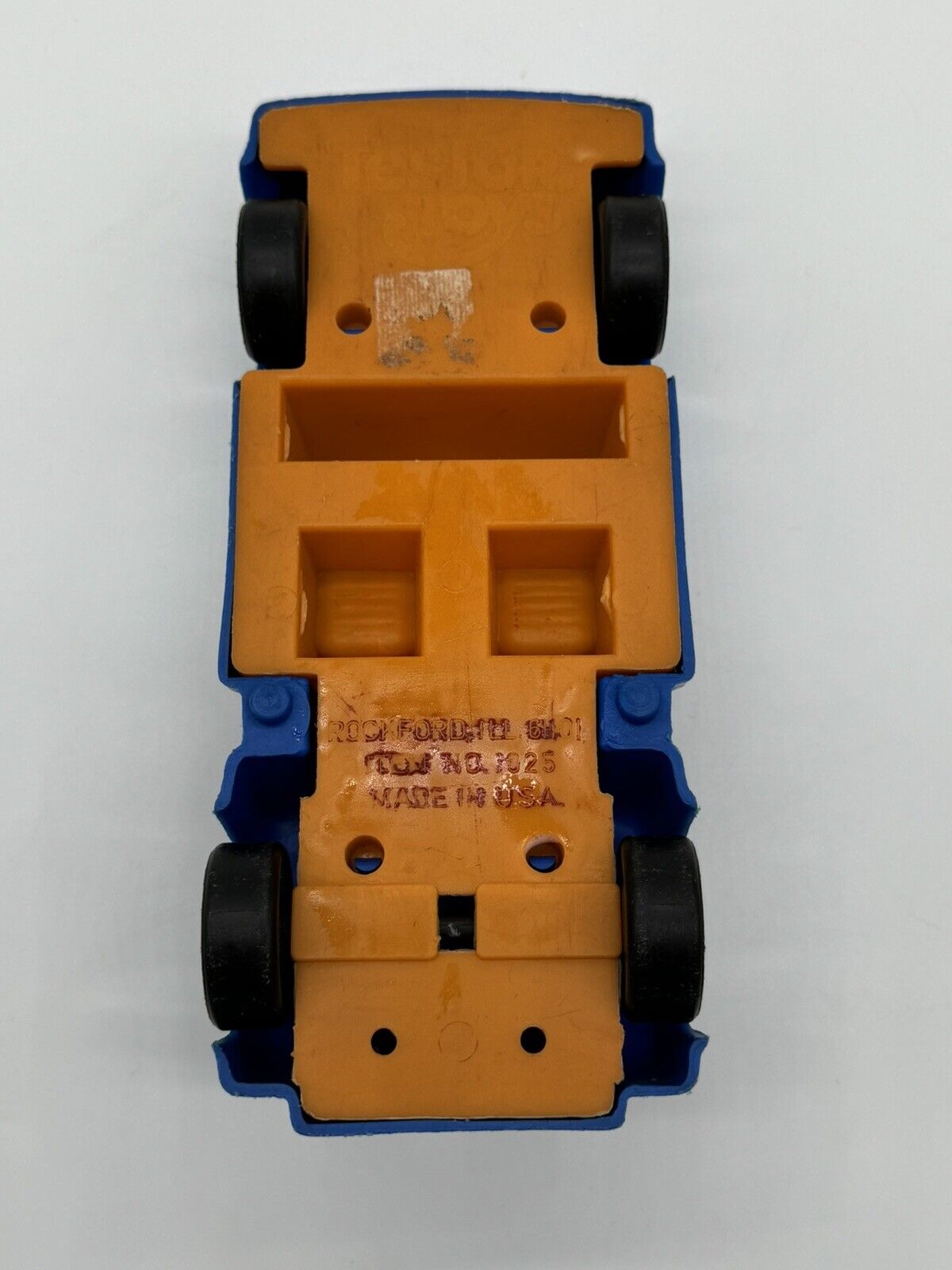 VINTAGE PLASTIC TOY CAR TESTOR TOYS SERIES 1025 ROCKFORD IL  PICKUP TRUCK 005