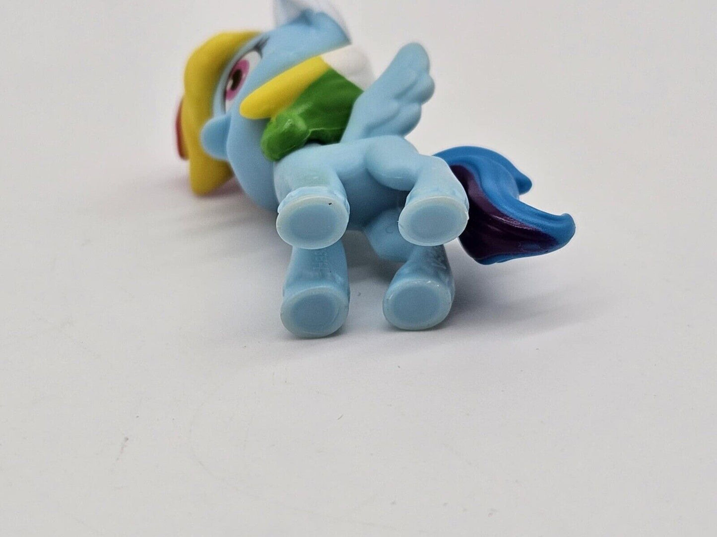 2020 My Little Pony G4.5 Unicorn Party Celebration 1.5" Rainbow Dash Figure