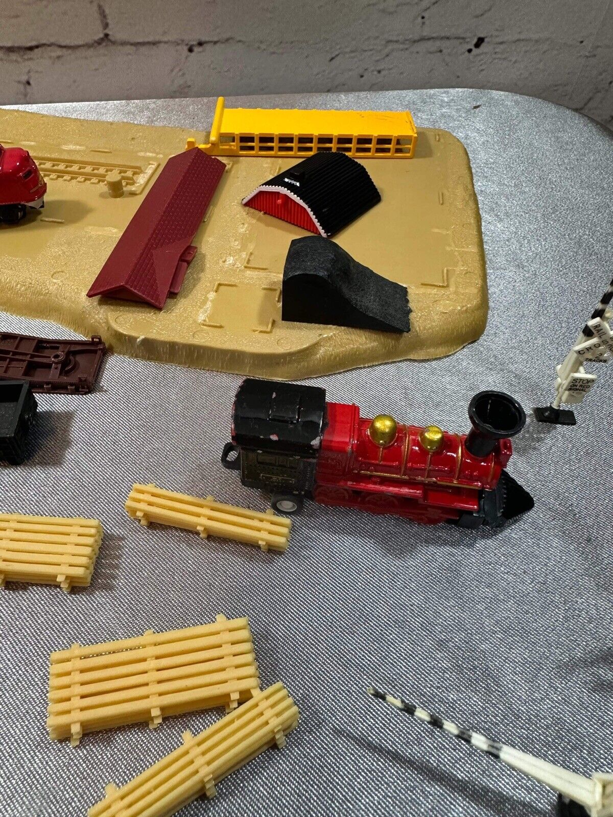 Old Vintage Train Set Mixed Lot - Tyco-Kit, Soma & More VCTY 004