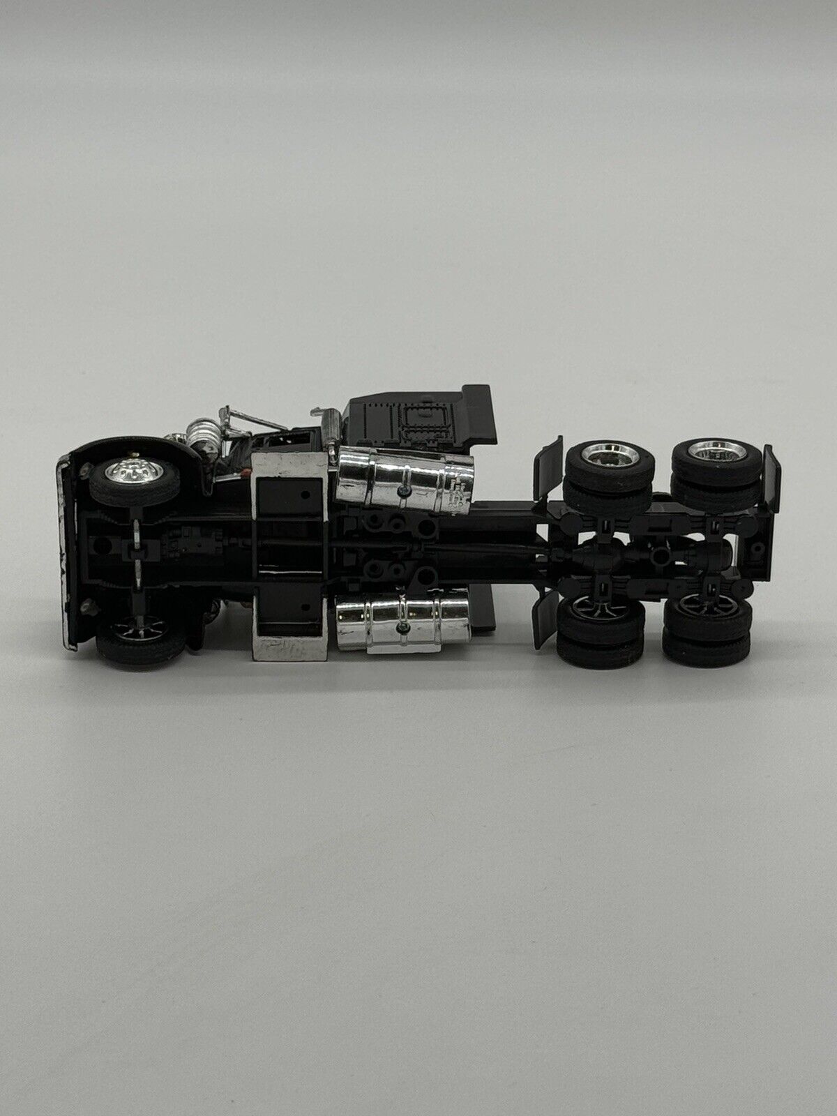 Vintage Kenworth Truck Semi Truck Black 1:32 Scale VTY