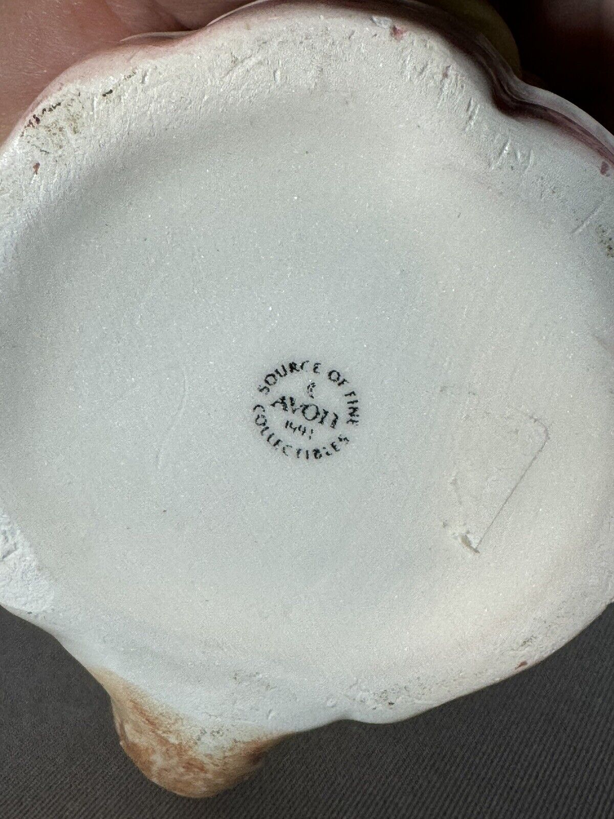 1991 VTG AVON CAT CREAMER PITCHER - HALF OF THE SET, SHE NEEDS HER SUGAR VFG