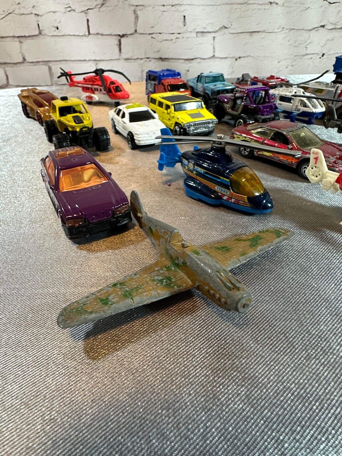 Lot Of 20 Vintage Matchbox Toy Vehicles VTY