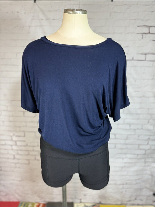 Women’s Free To Live SZ S Fitted Waistline Tunic Navy Short Sleeve Top WCLTH 001