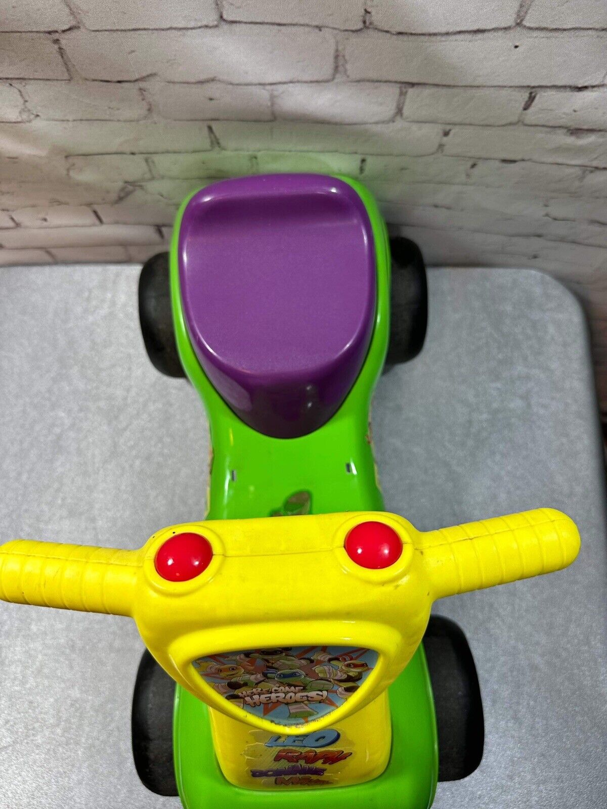 Teenage Mutant Ninja Turtles Half-Shell Heroes Push 'N Scoot Ride On TMNT VTY