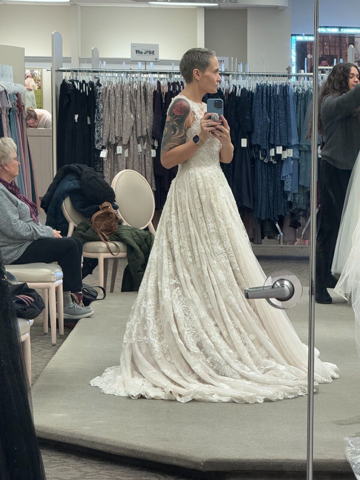 ✨ NEW✨ Size 12 GORGEOUS OLEG CASSINI wedding dress with POCKETS!!