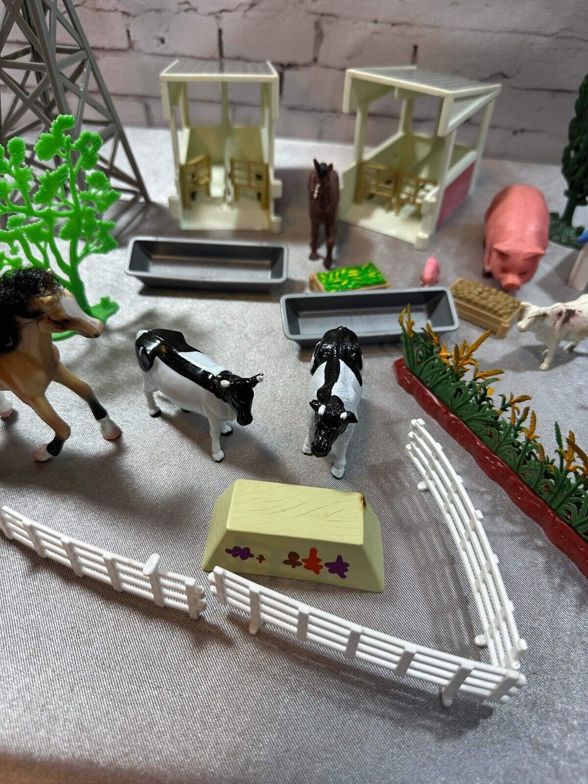 NEW Ray Country Life Farm Set LOT VTY 004