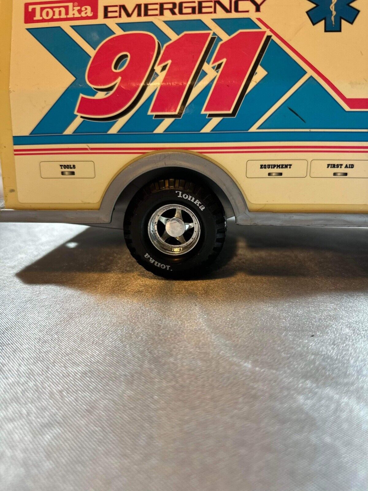 Nylint Code Blue Emergency Services 911 Ambulance - 1993 - WORKS! VTY