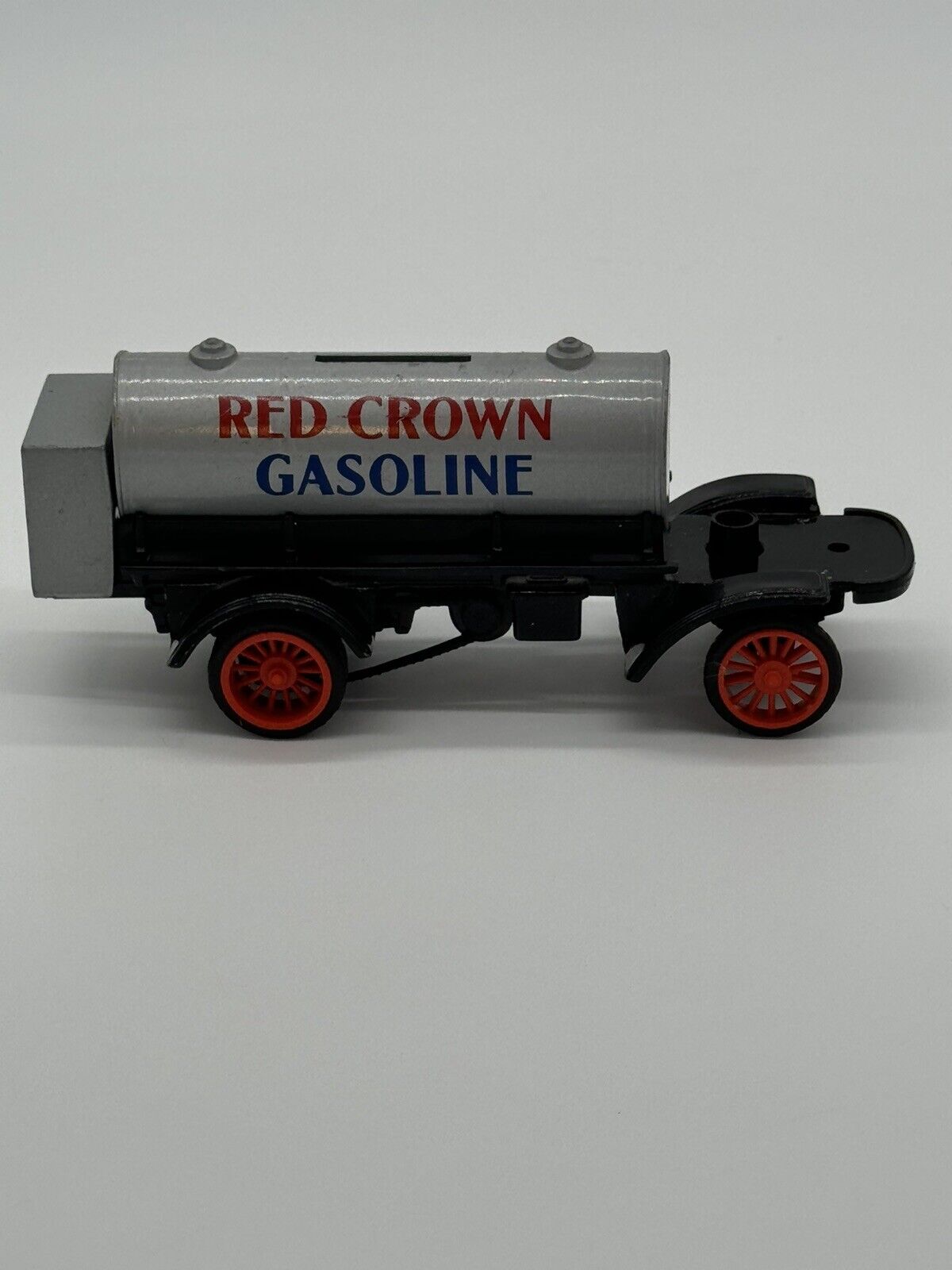 Ertl Red Crown Gasoline 1925 Kenworth Tanker Truck 1/30 Diecast Coin Bank VTY