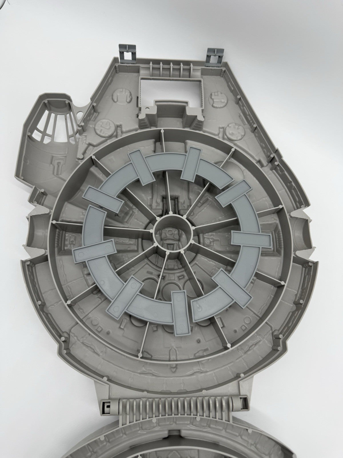 Vintage Star Wars Millennium Falcon Action Figure Storage Carry Case 18in 1990